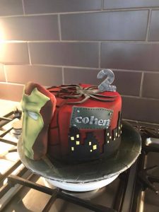 Super Hero cakes - spiderman cake - ironman cake - birthday cakes - blacks creative cupcakes
